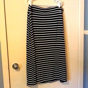 a.n.a. Black/White stripe skirt.
